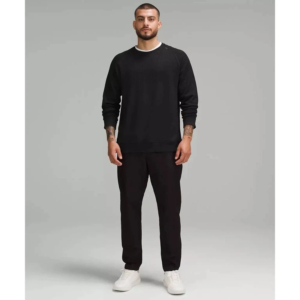 Lululemon Engineered Warmth Crewneck Black Merino Wool Blend Mens Large Sweater